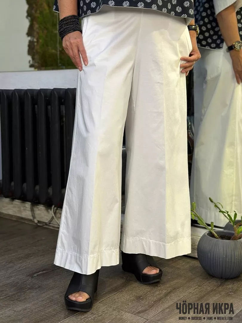 Когда горошек встречает элегантность: комплект TreBarraBi для истинных модниц