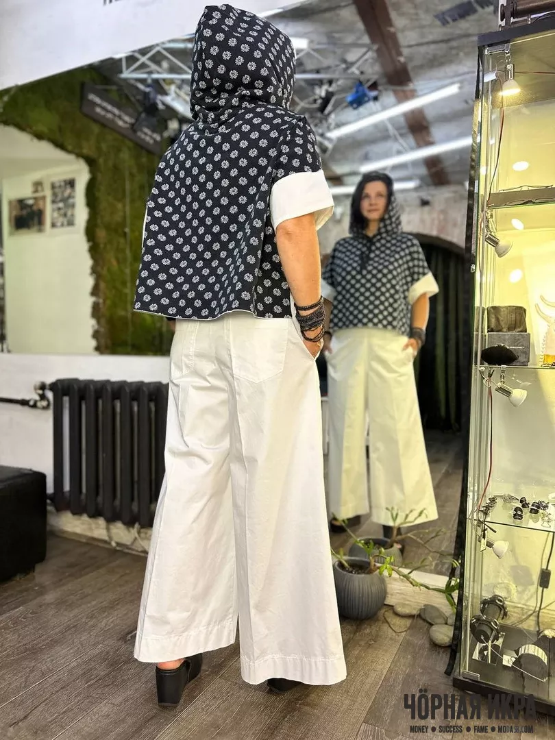 Когда горошек встречает элегантность: комплект TreBarraBi для истинных модниц