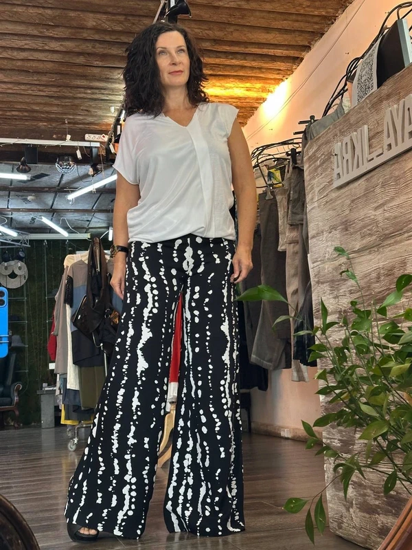 топ Andrea Ya’gov+Брюки Xenia Design