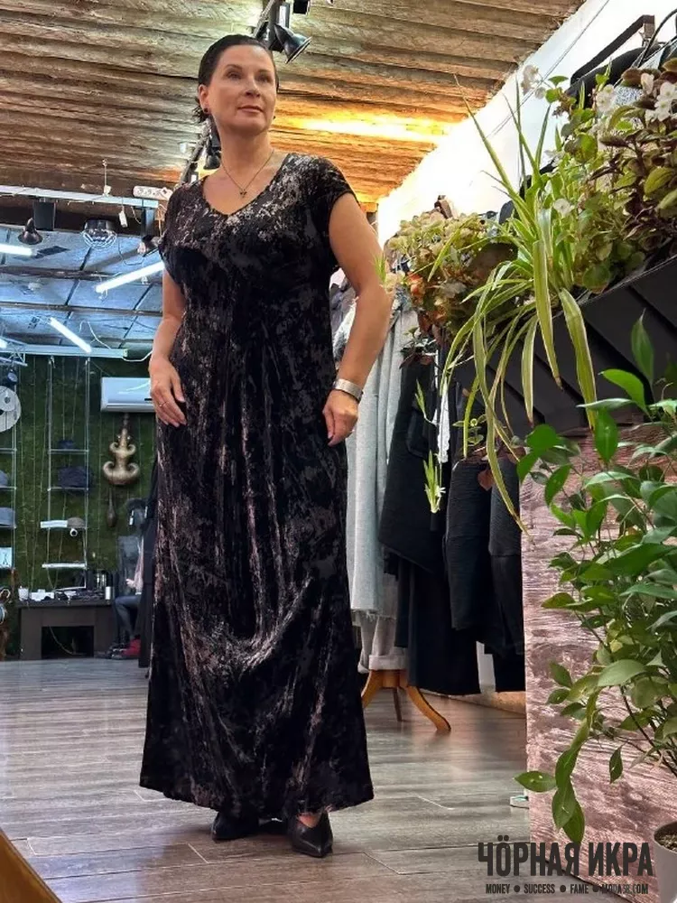 Платье из бархата от Ivan Grundahl