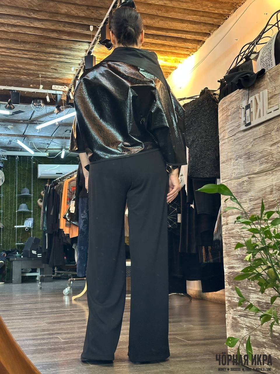 Комплект Xenia Design: блеск формы и свобода движения