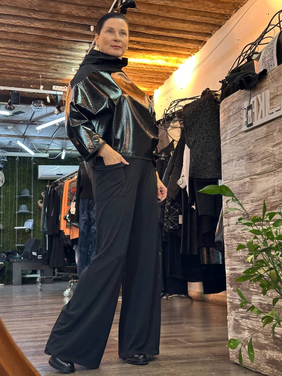 Комплект Xenia Design: блеск формы и свобода движения