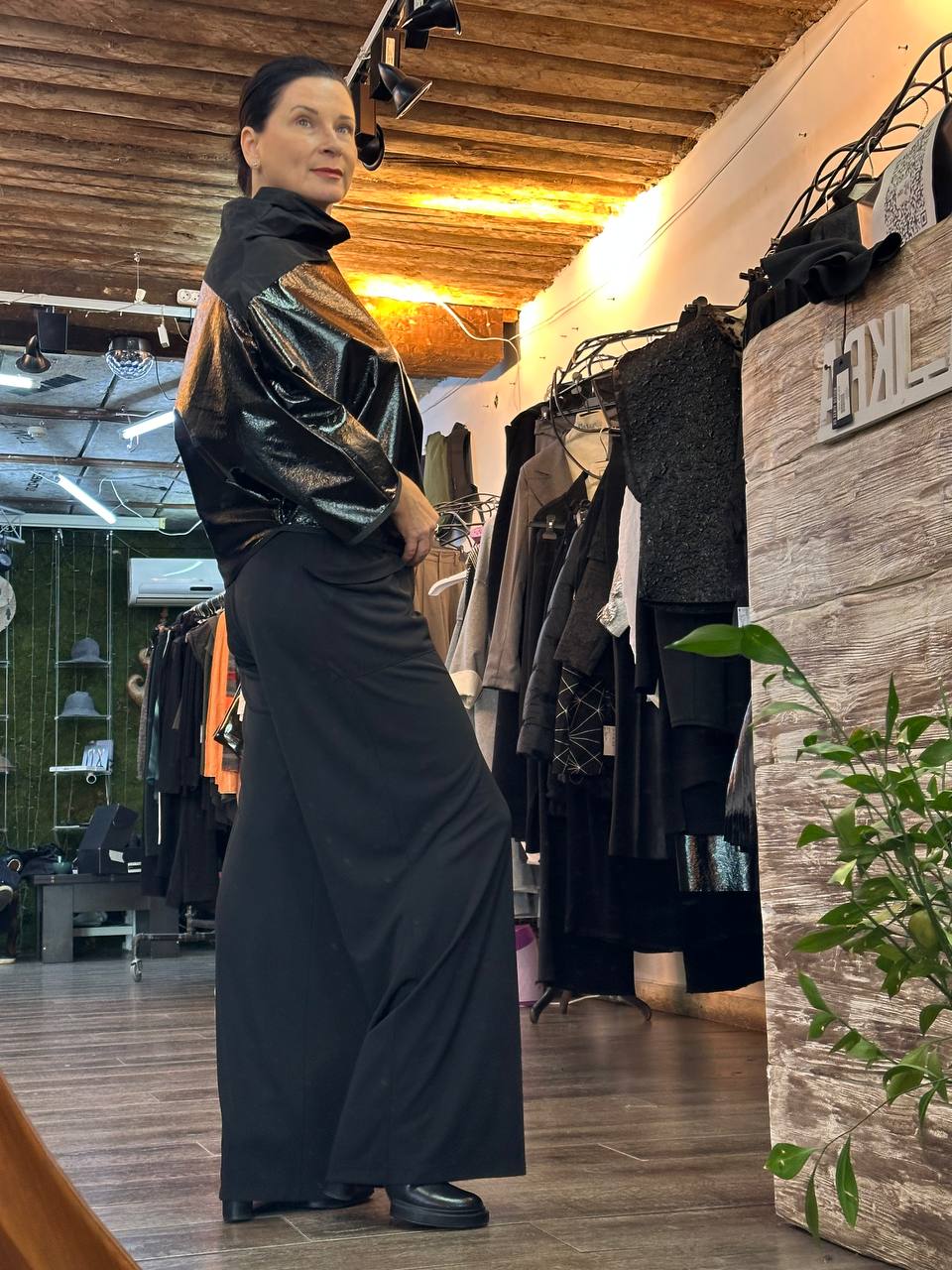 Комплект Xenia Design: блеск формы и свобода движения