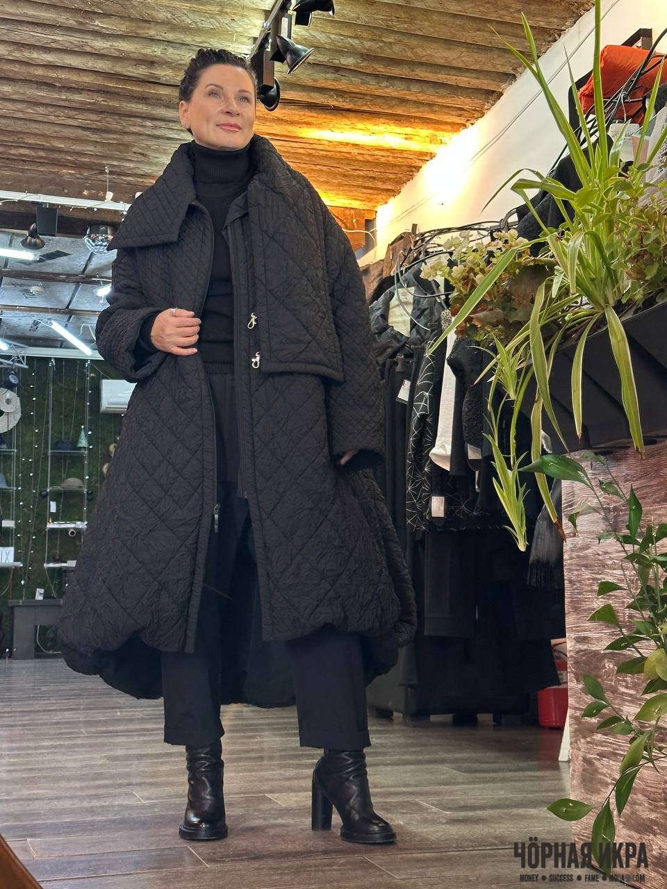 Архитектурное тепло: оверсайз-пальто Xenia Design 🧥🌑